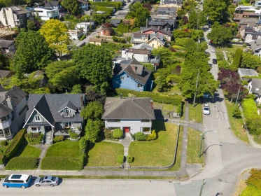 Outdoor Deck Photo of 4514 Bellevue Drive, Vancouver, BC