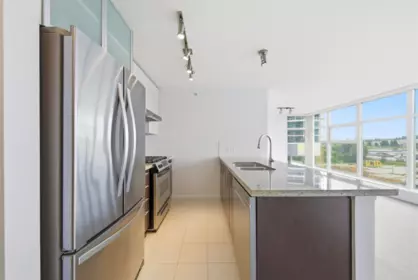 1006 2289 Yukon Crescent, Burnaby, BC, Burnaby — Apartment/Condo for sale