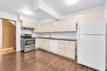 Breakfast Nook Photo of 9618 139 Street, Surrey, BC