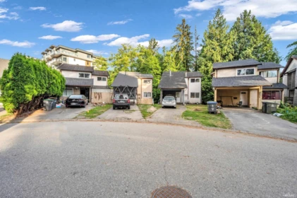 Front Yard Photo of 9618 139 Street, Surrey, BC