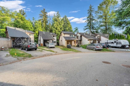 Swimming Pool Photo of 9618 139 Street, Surrey, BC