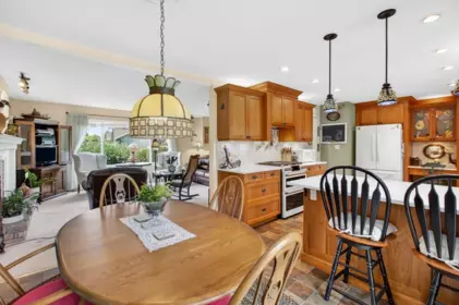 Breakfast Nook Photo of 19787 116a Avenue, Pitt Meadows, BC