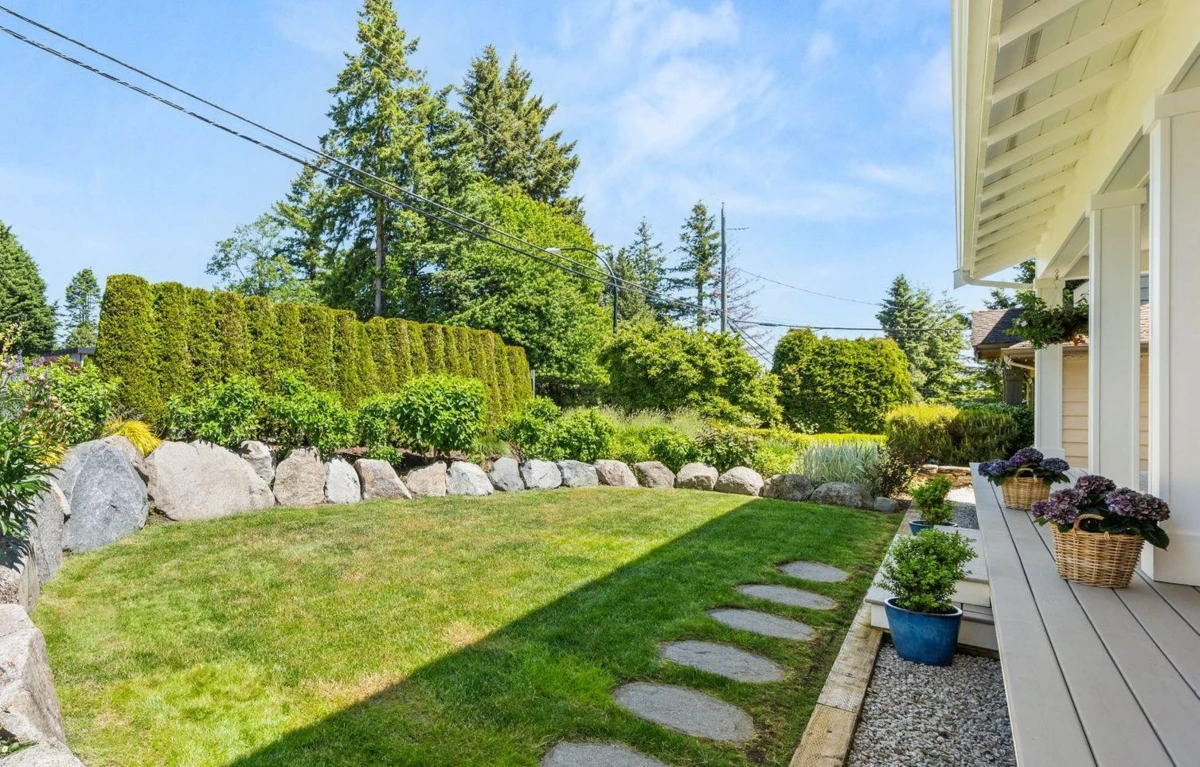 Exterior Rear Photo of 15682 Thrift Avenue, White Rock, BC