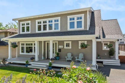 15682 Thrift Avenue, White Rock, BC, White Rock — Single Family Residence for sale
