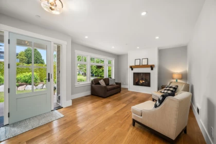 15682 Thrift Avenue, White Rock, BC, White Rock — Single Family Residence for sale
