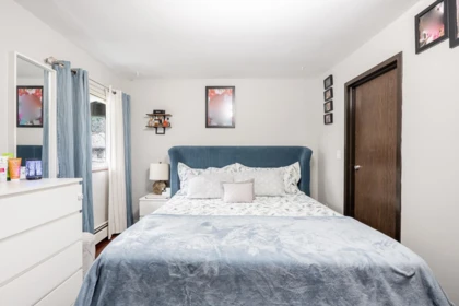 Bedroom 4 Photo of 239 7447 140 Street, Surrey, BC