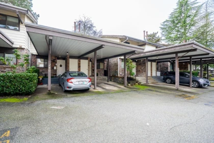 239 7447 140 Street, Surrey, BC, Surrey — Townhouse for sale