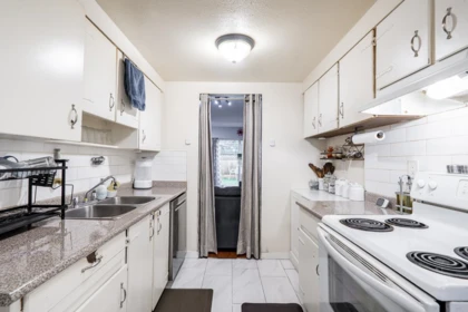 Primary Bathroom Photo of 239 7447 140 Street, Surrey, BC