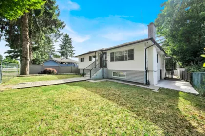 Hot Tub / Spa Photo of 10231 Semiahmoo Road, Surrey, BC