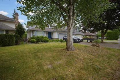 8588 212 Street, Langley, BC, Langley — Single Family Residence for sale