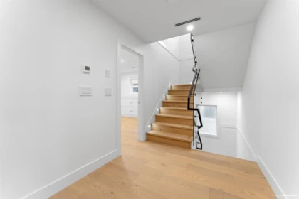 Staircase Photo of 5754 16a Avenue, Delta, BC