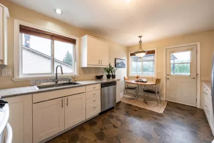 Kitchen Photo of 781 Chilko Drive, Coquitlam, BC