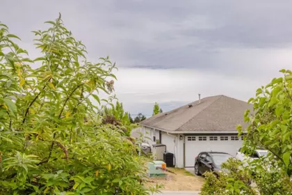 5687 Emily Way, Sechelt, BC, Sechelt — Single Family Residence for sale
