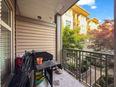 Walk-In Closet Photo of 110 13468 King George Boulevard, Surrey, BC