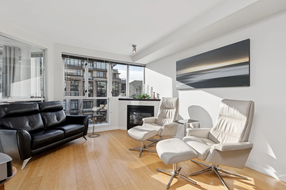 Living Room Photo of 311 122 E 3rd Street, North Vancouver, BC