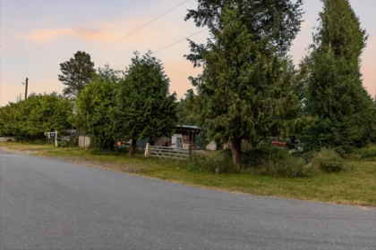 Front Yard Photo of 41646 Kirkpatrick Road, Mission, BC
