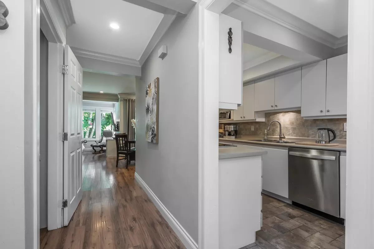 Dining Area Photo of 1873 Lilac Drive, Surrey, BC
