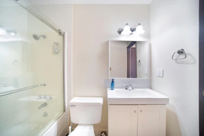Bedroom 3 Photo of 313 830 E 7th Avenue, Vancouver, BC