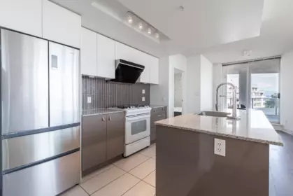 Kitchen Island Photo of 906 4808 Hazel Street, Burnaby, BC