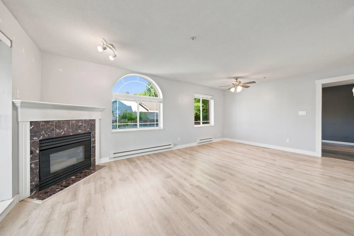 Dining Area Photo of 102 2380 Shaughnessy Street, Port Coquitlam, BC