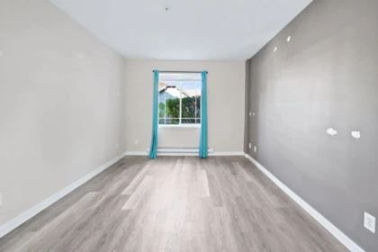 Guest Bathroom Photo of 102 2380 Shaughnessy Street, Port Coquitlam, BC