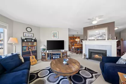 203 1327 Best Street, White Rock, BC, White Rock — Apartment/Condo for sale