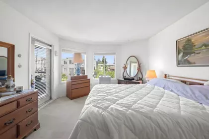 Powder Room Photo of 203 1327 Best Street, White Rock, BC