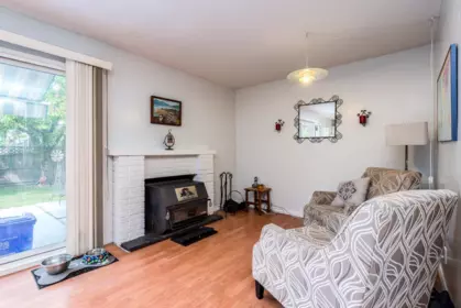 Breakfast Nook Photo of 13447 68a Avenue, Surrey, BC