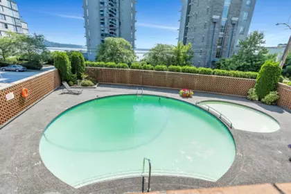 402 2135 Argyle Avenue, West Vancouver, BC, West Vancouver — Apartment/Condo for sale