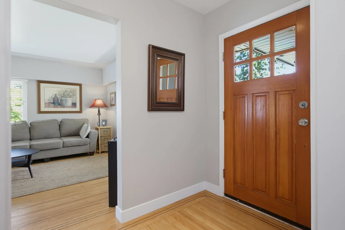 Family Room Photo of 942 Porter Street, Coquitlam, BC