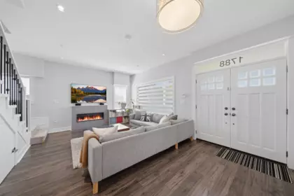 1788 E 12th Avenue, Vancouver, BC, Vancouver — Half Duplex for sale