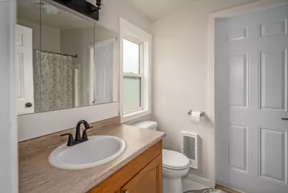 Mudroom Photo of 68 3942 Columbia Valley Road, Cultus Lake, BC