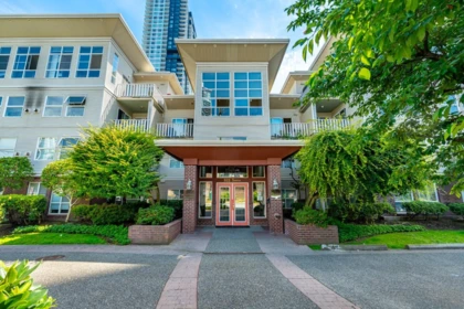 104 522 Smith Avenue, Coquitlam, BC, Coquitlam — Apartment/Condo for sale