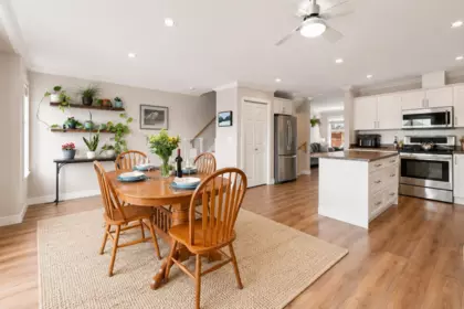 Breakfast Nook Photo of 10 5900 Jinkerson Road, Chilliwack, BC