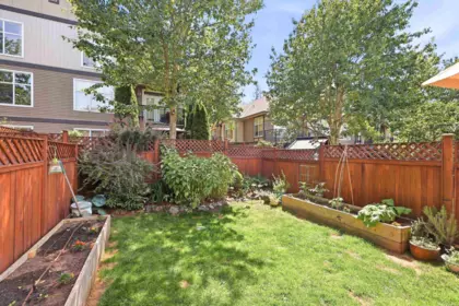 Garden / Landscaping Photo of 10 5900 Jinkerson Road, Chilliwack, BC