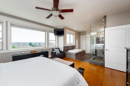Bedroom 4 Photo of 16592 78 Avenue, Surrey, BC