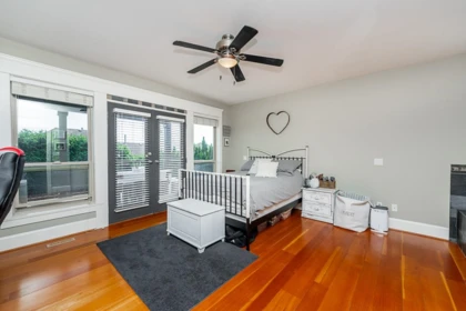 Entry Foyer Photo of 16592 78 Avenue, Surrey, BC