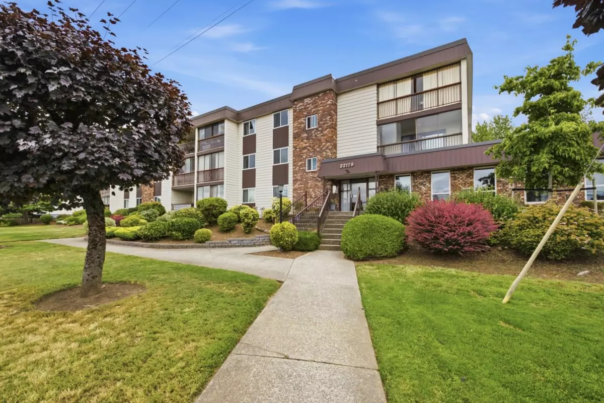 Exterior Rear Photo of 108 32119 Old Yale Road, Abbotsford, BC