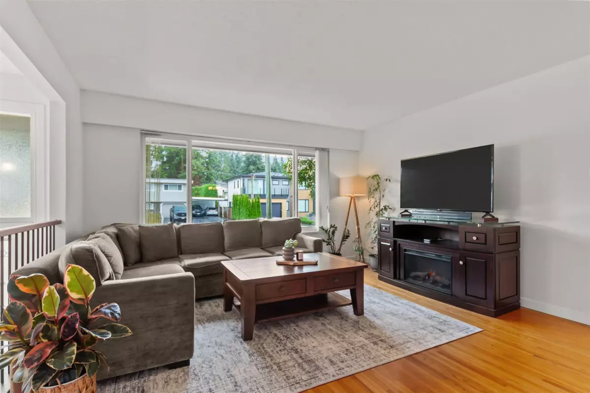 Living Room Photo of 444 Lakeview Street, Coquitlam, BC