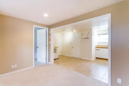 Hallway Photo of 444 Lakeview Street, Coquitlam, BC