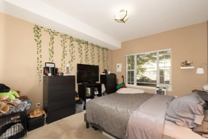 Bedroom 3 Photo of 101 20286 53a Avenue, Langley, BC