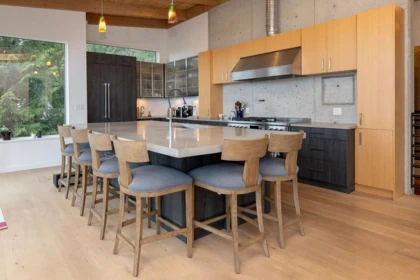 Breakfast Nook Photo of 1572 Mountain Road, Gibsons, BC