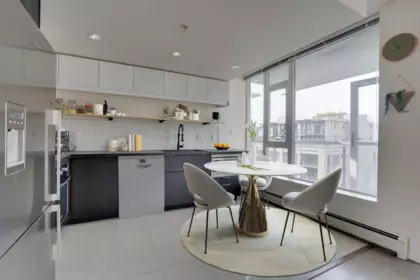 Kitchen Island Photo of 712 1887 Crowe Street, Vancouver, BC