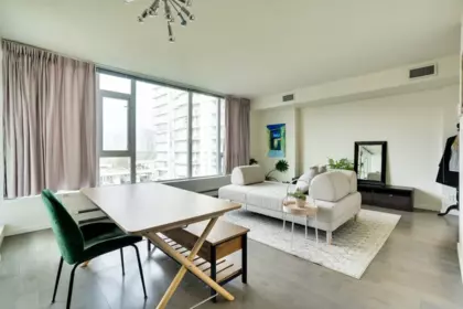 712 1887 Crowe Street, Vancouver, BC, Vancouver — Apartment/Condo for sale