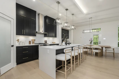 Kitchen Photo of 10108 Elderberry Crescent, Surrey, BC