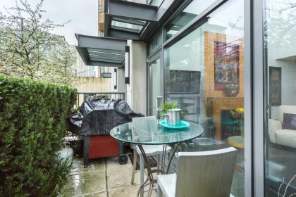 104 1168 Richards Street, Vancouver, BC, Vancouver — Townhouse for sale