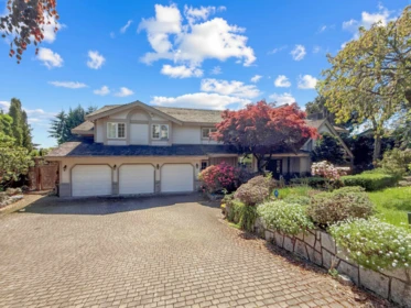 740 Knockmaroon Road, West Vancouver, BC, West Vancouver — Single Family Residence for sale