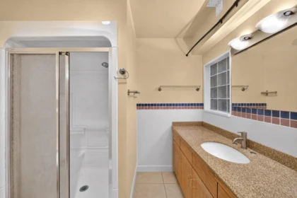 Hallway Photo of 4055 W 31st Avenue, Vancouver, BC