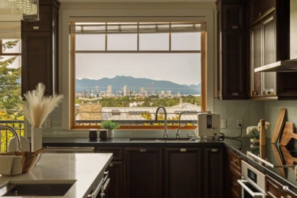 Breakfast Nook Photo of 3936 Quesnel Drive, Vancouver, BC