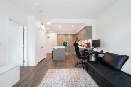 202 3809 Evergreen Place, Burnaby, BC, Burnaby — Apartment/Condo for sale
